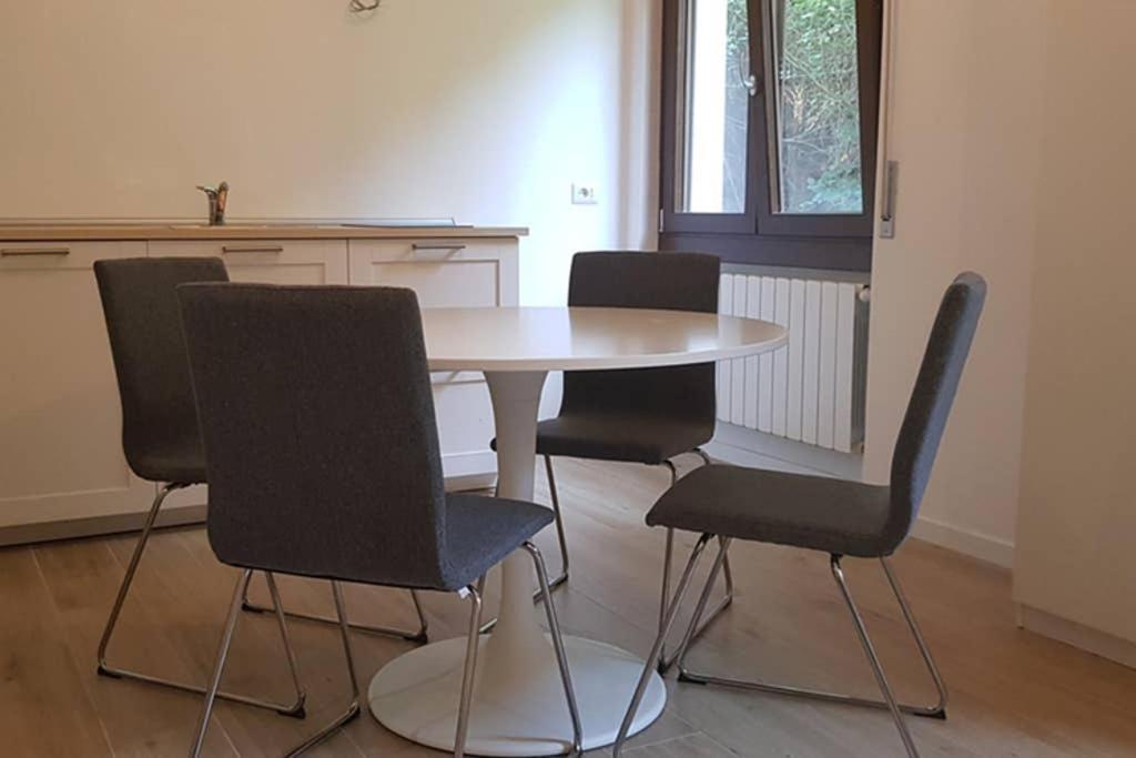 The House Of The River Villa d'Adda Bagian luar foto